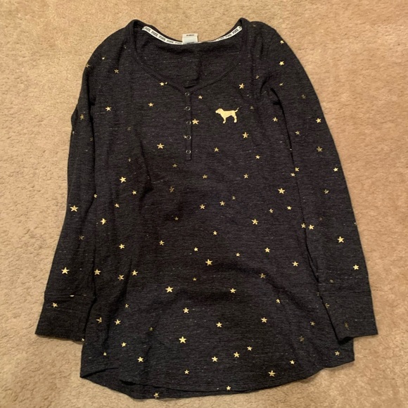 Victoria’s Secret Pink Henley Sleep Shirt in Size Medium - Picture 1 of 2